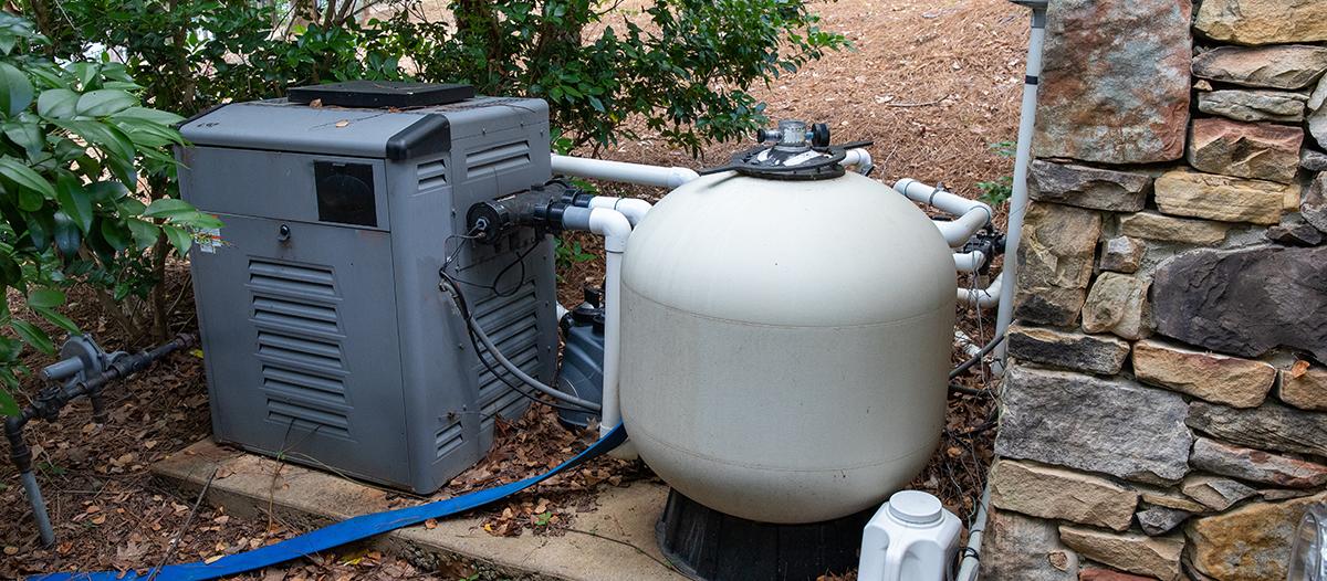 swimming pool equipment outside